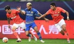 中超最新爆料,转会风云再起，新赛季悬念重重